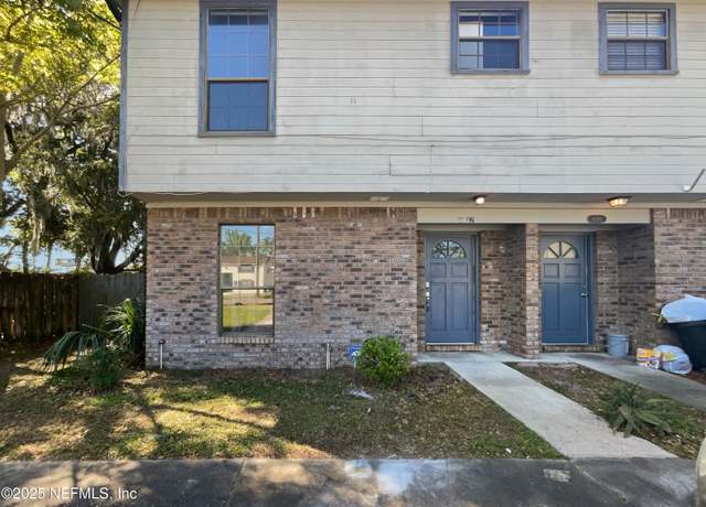 Property at 6012 Du-Clay Rd, Jacksonville, FL 32244, 2 beds, 2.5 baths