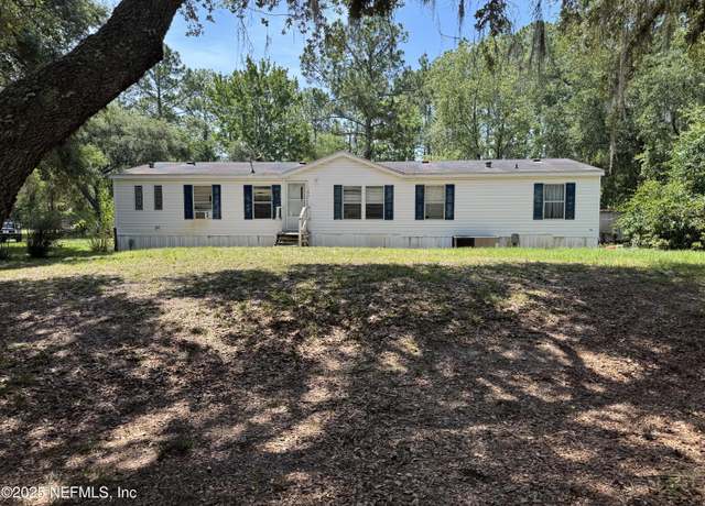 Property at 103 Appaloosa Dr, Interlachen, FL 32148, 4 beds, 2 baths