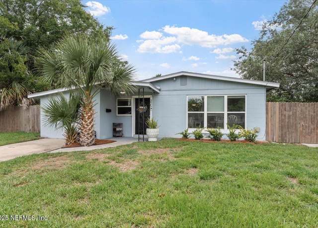 Property at 325 Sargo Rd, Atlantic Beach, FL 32233, 4 beds, 2 baths