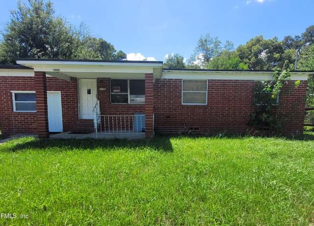 Property at 4056 Jammes Rd, Jacksonville, FL 32210, 3 beds, 2 baths
