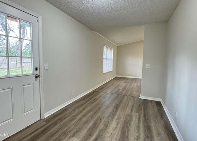Property at 7917 Gulf Rd S, Jacksonville, FL 32244, 3 beds, 2 baths