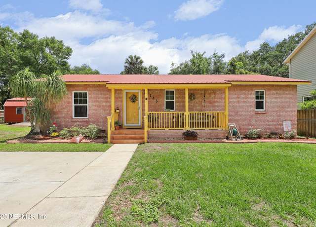 Property at 123 Lincoln St, St. Augustine, FL 32084, 3 beds, 2 baths