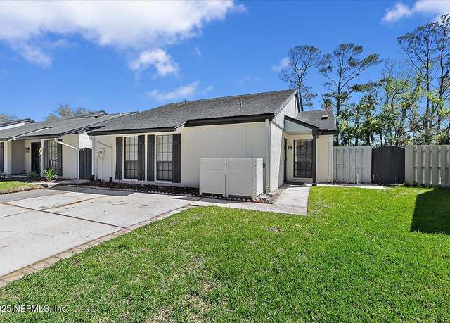Property at 180 Bermuda Ct, Ponte Vedra Beach, FL 32082, 3 beds, 2 baths