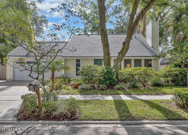 Property at 4753 Marsh Hammock Dr W, Jacksonville, FL 32224, 3 beds, 2 baths