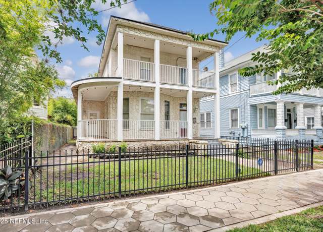 Property at 138 7th St W, Jacksonville, FL 32206, 4 beds, 2.5 baths