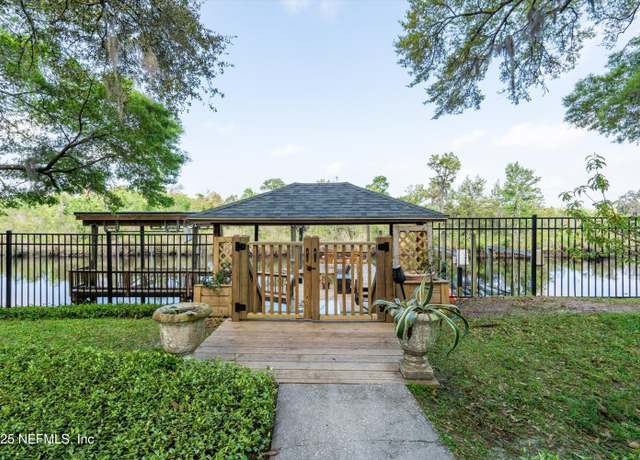 Property at 86183 Meadowfield Bluffs Rd, Yulee, FL 32097, 7 beds, 6 baths
