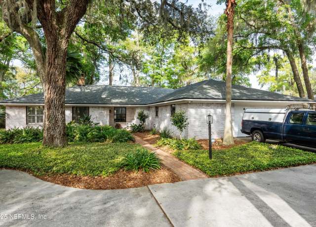 Property at 86183 Meadowfield Bluffs Rd, Yulee, FL 32097, 7 beds, 6 baths