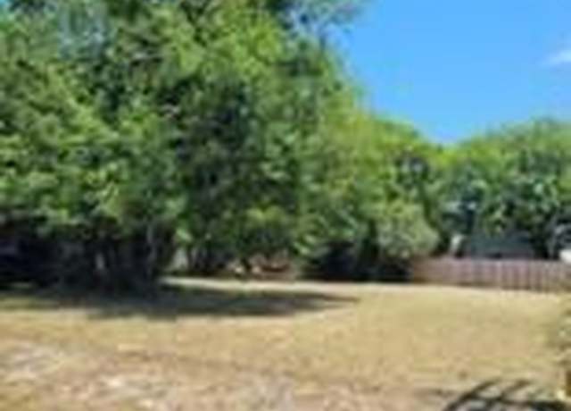 Property at 830 S 10th St, Fernandina Beach, FL 32034