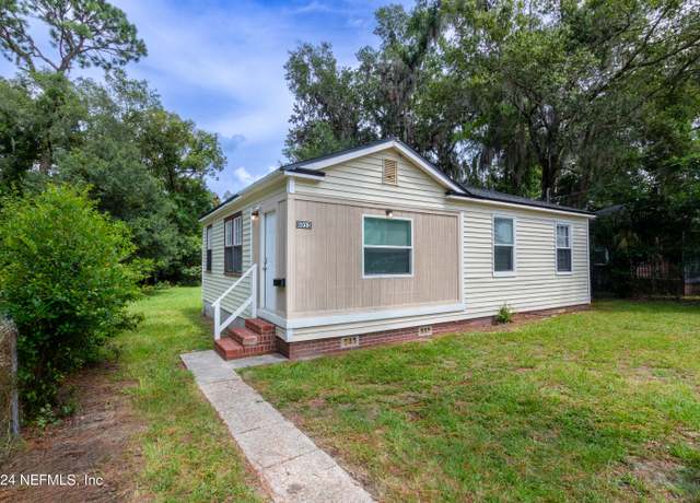 Property at 8053 Lexington Dr, Jacksonville, FL 32208, 4 beds, 1 bath