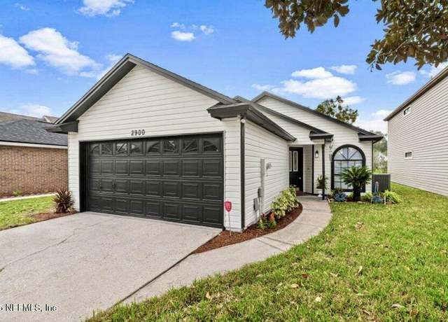 Property at 2900 Lantana Lakes Dr, Jacksonville, FL 32246, 3 beds, 2 baths