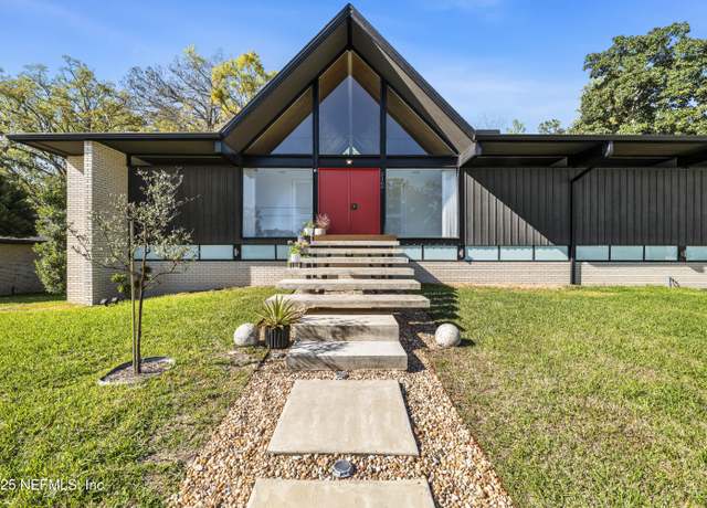 Property at 2189 Segovia Ave, Jacksonville, FL 32217, 4 beds, 4 baths