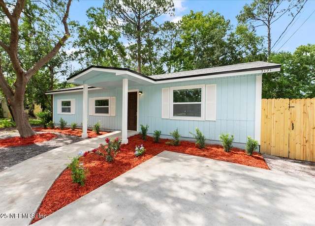 Property at 5191 Tan St, Jacksonville, FL 32258, 3 beds, 2 baths