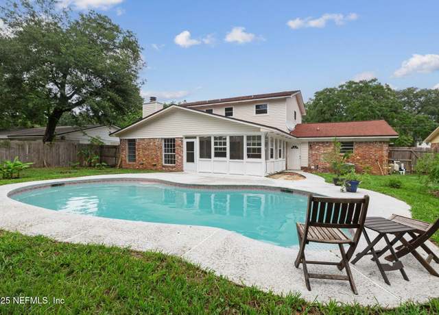 Property at 8824 Runnymeade Rd, Jacksonville, FL 32257, 4 beds, 2.5 baths