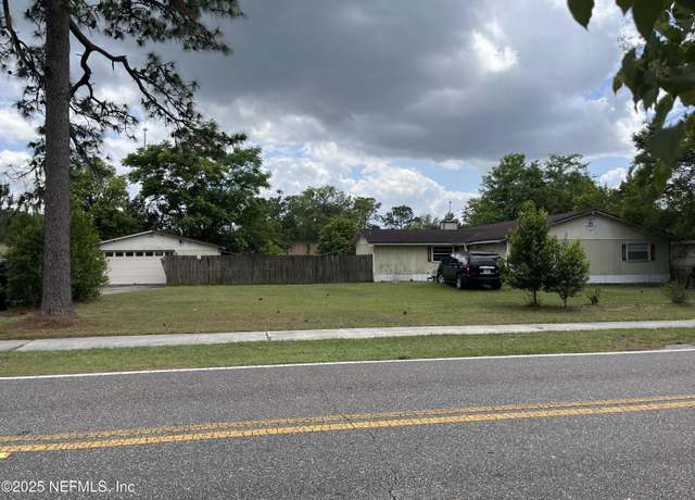 Property at 8174 Devoe St, Jacksonville, FL 32220, 3 beds, 2 baths