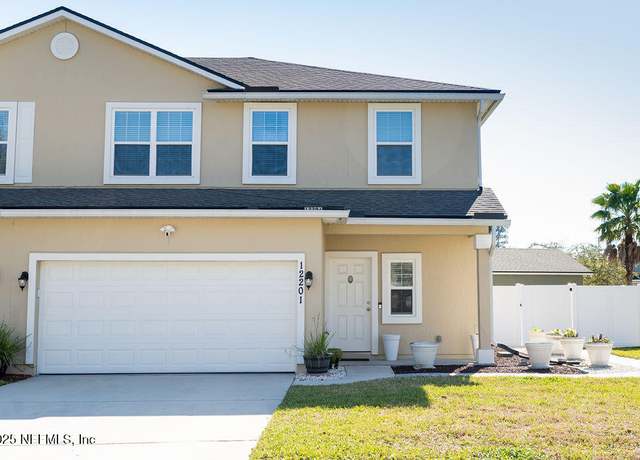 Property at 12201 Caney Marsh Ct, Jacksonville, FL 32218, 3 beds, 2.5 baths