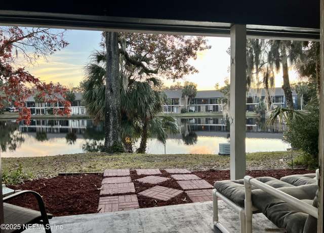 Property at 6184 Lake Lugano Dr #6184, Jacksonville, FL 32256, 3 beds, 3 baths