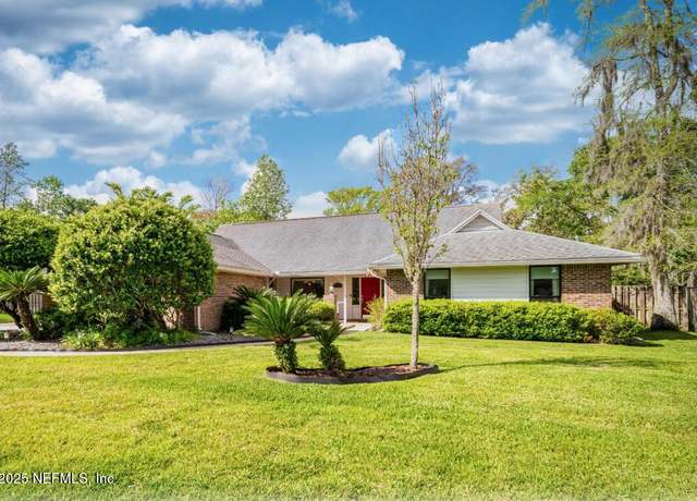Property at 778 Cameron Dr, Orange Park, FL 32073, 3 beds, 2.5 baths