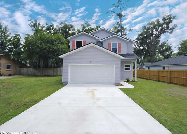 Property at 998 Floyd St, Fleming Island, FL 32003, 4 beds, 2.5 baths