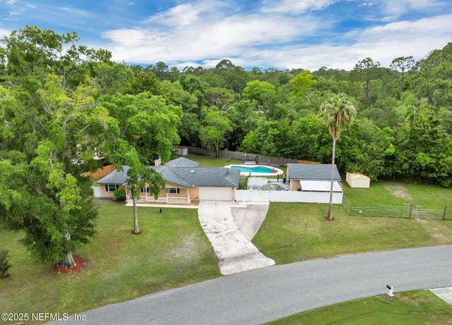 Property at 306 Lake Marietta Dr W, Jacksonville, FL 32220, 3 beds, 2 baths