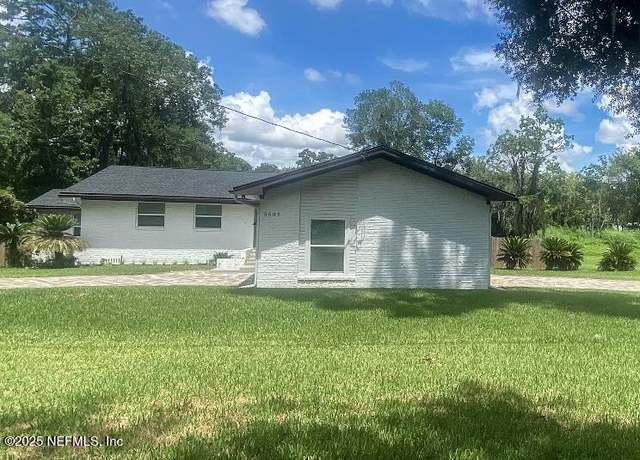 Property at 5609 Hyde Park Cir, Jacksonville, FL 32210, 3 beds, 2.5 baths