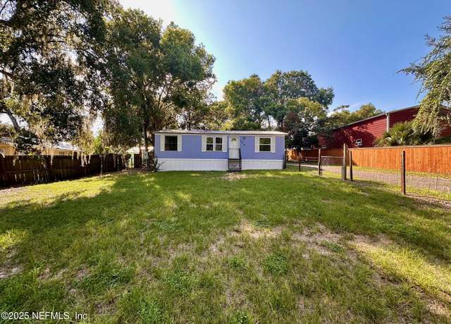 Property at 104 Prospect St, Pomona Park, FL 32181, 3 beds, 2 baths