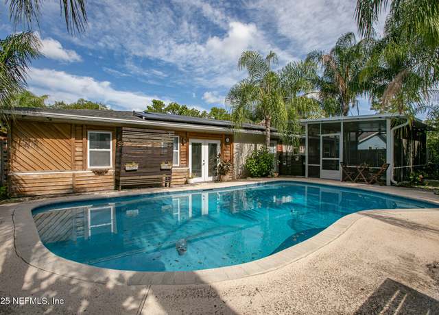 Property at 1007 21st St N, Jacksonville Beach, FL 32250, 3 beds, 3 baths