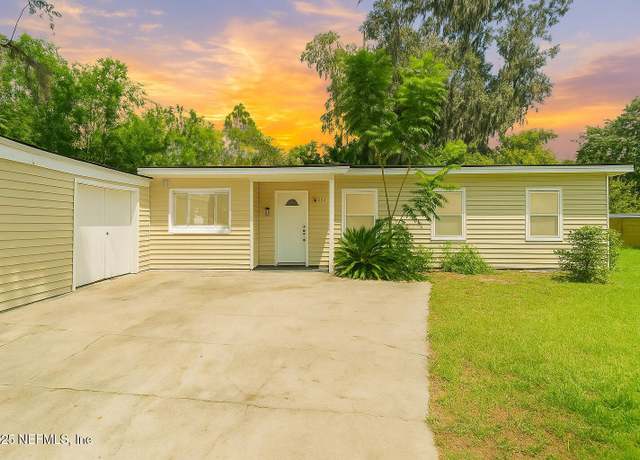 Property at 10555 Rutgers Rd, Jacksonville, FL 32218, 4 beds, 2 baths