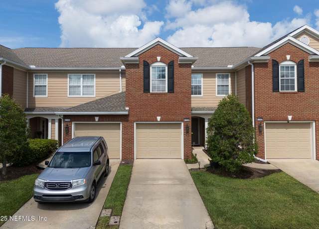 Property at 4104 Crownwood Dr, Jacksonville, FL 32216, 3 beds, 2.5 baths