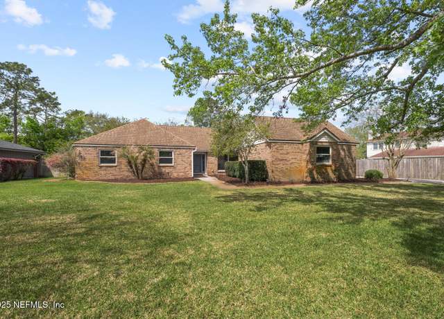 Property at 2270 The Woods Dr E, Jacksonville, FL 32246, 4 beds, 2.5 baths