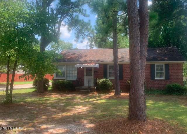 Property at 1701 Decree Ave, West Columbia, SC 29169, 3 beds, 1.5 baths