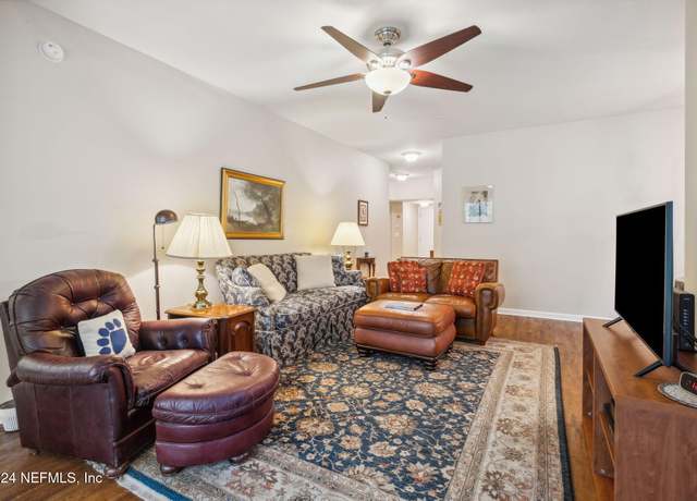 Property at 8757 Little Swift Cir #22F, Jacksonville, FL 32256, 2 beds, 2 baths