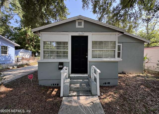 Property at 1656 W 30th St, Jacksonville, FL 32209, 3 beds, 1 bath