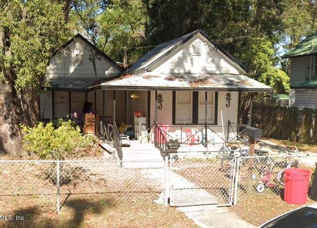 Property at 795 E 56th St, Jacksonville, FL 32208, 3 beds, 1.5 baths