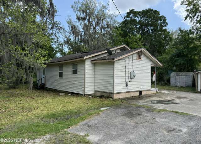 Property at 4504 Clairmont Rd, Jacksonville, FL 32207, 3 beds, 2 baths