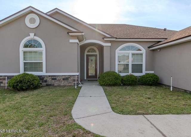 Property at 11486 Riverstone Way, Jacksonville, FL 32218, 4 beds, 2 baths