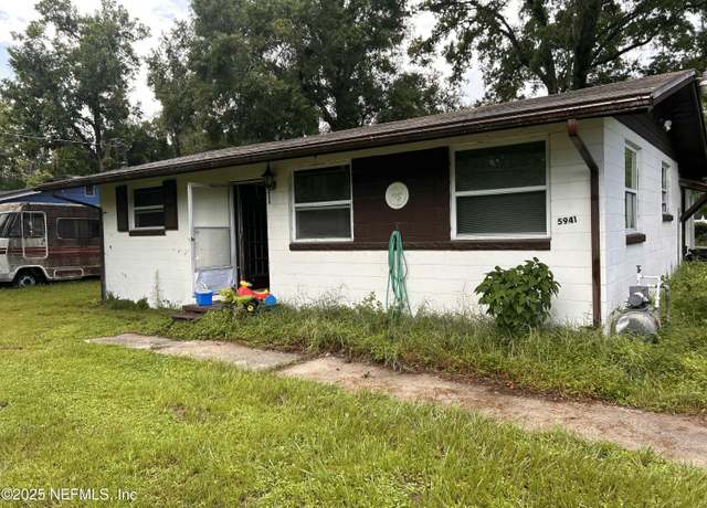 Property at 5941 Joy Dr S, Jacksonville, FL 32244, 3 beds, 1 bath