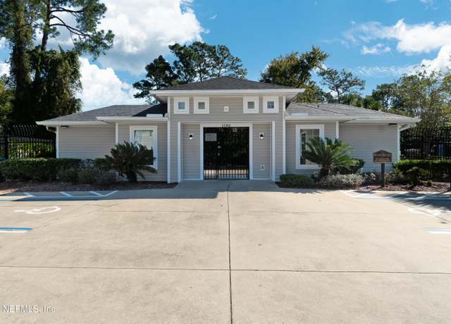 Property at 12314 Mangrove Forest Ct, Jacksonville, FL 32218, 2 beds, 2.5 baths