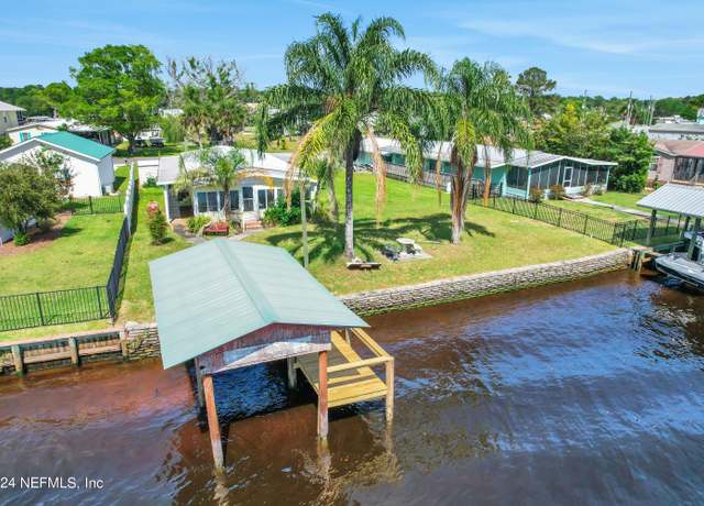 Property at 219 Sportsman Dr, Welaka, FL 32189, 3 beds, 2 baths