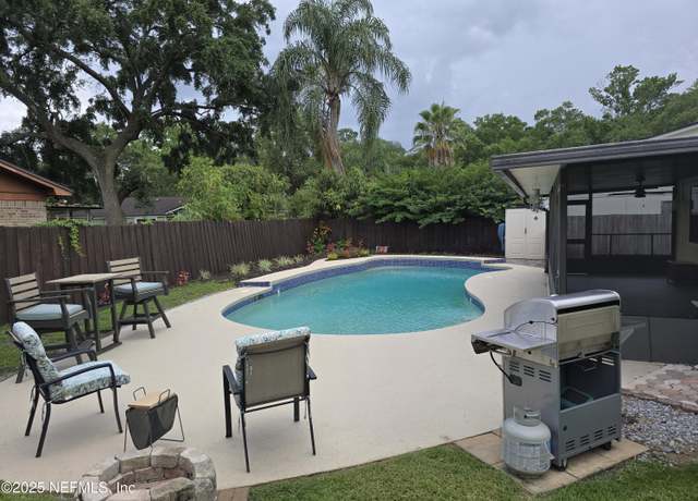 Property at 3336 Waverly Dock Rd, Jacksonville, FL 32223, 3 beds, 2 baths