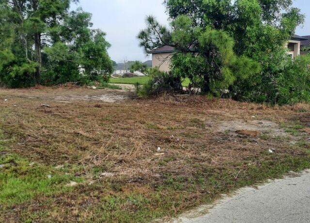Property at 831 Albert Ave, Lehigh Acres, FL 33971