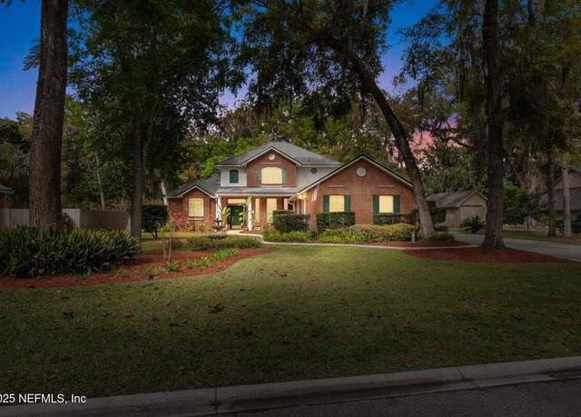 Property at 2313 Stockton Dr, Fleming Island, FL 32003, 4 beds, 3.5 baths