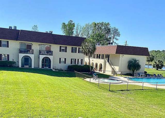Property at 1554 El Prado Rd #3, Jacksonville, FL 32216, 2 beds, 2 baths