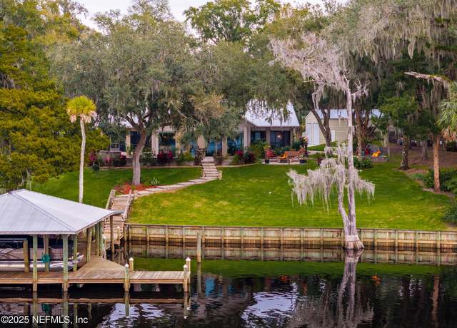 Property at 541 1st Ave, Welaka, FL 32189, 2 beds, 2 baths
