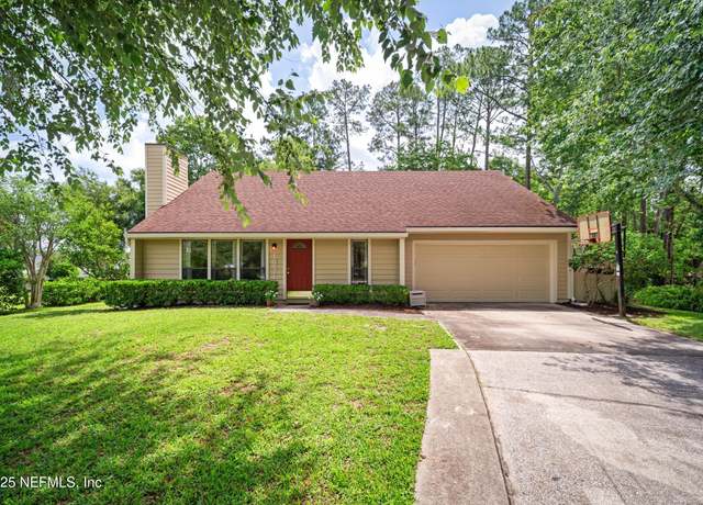 Property at 10571 Fox Squirrel Ct, Jacksonville, FL 32257, 4 beds, 2.5 baths