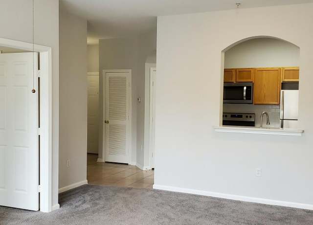 Property at 10550 Baymeadows Rd #1012, Jacksonville, FL 32256, 2 beds, 2 baths