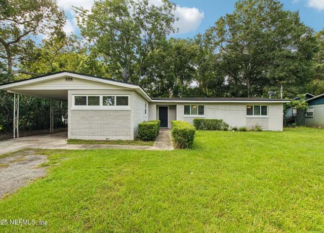 Property at 2211 Burpee Dr, Jacksonville, FL 32210, 5 beds, 2 baths