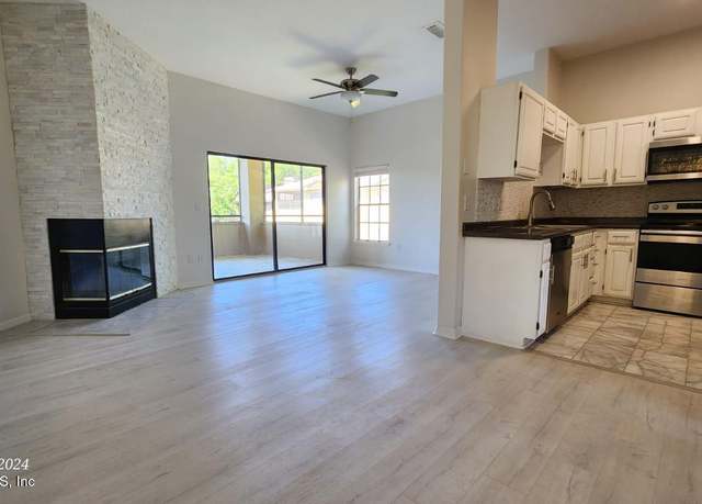 Property at 10150 Belle Rive Blvd #2406, Jacksonville, FL 32256, 2 beds, 2 baths