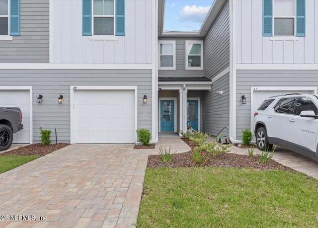 Property at 39 Thurnham Ln, St. Augustine, FL 32092, 3 beds, 2.5 baths