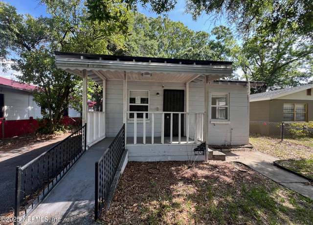Property at 1476 W 23rd St, Jacksonville, FL 32209, 3 beds, 2 baths