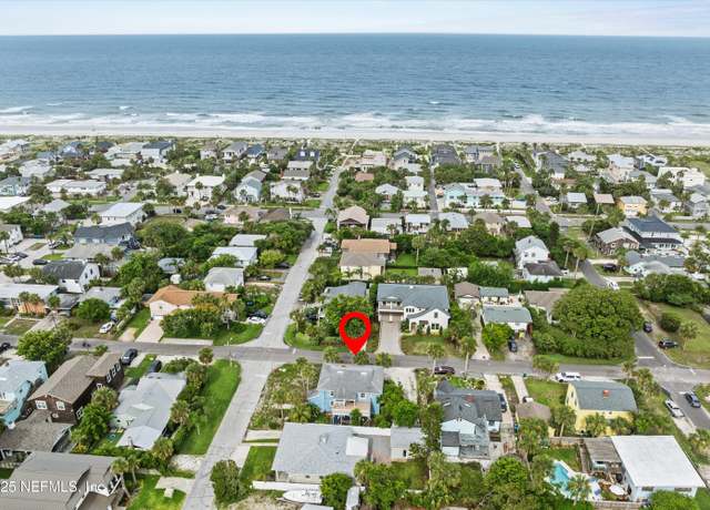 Property at 301 Pine St, Neptune Beach, FL 32266, 5 beds